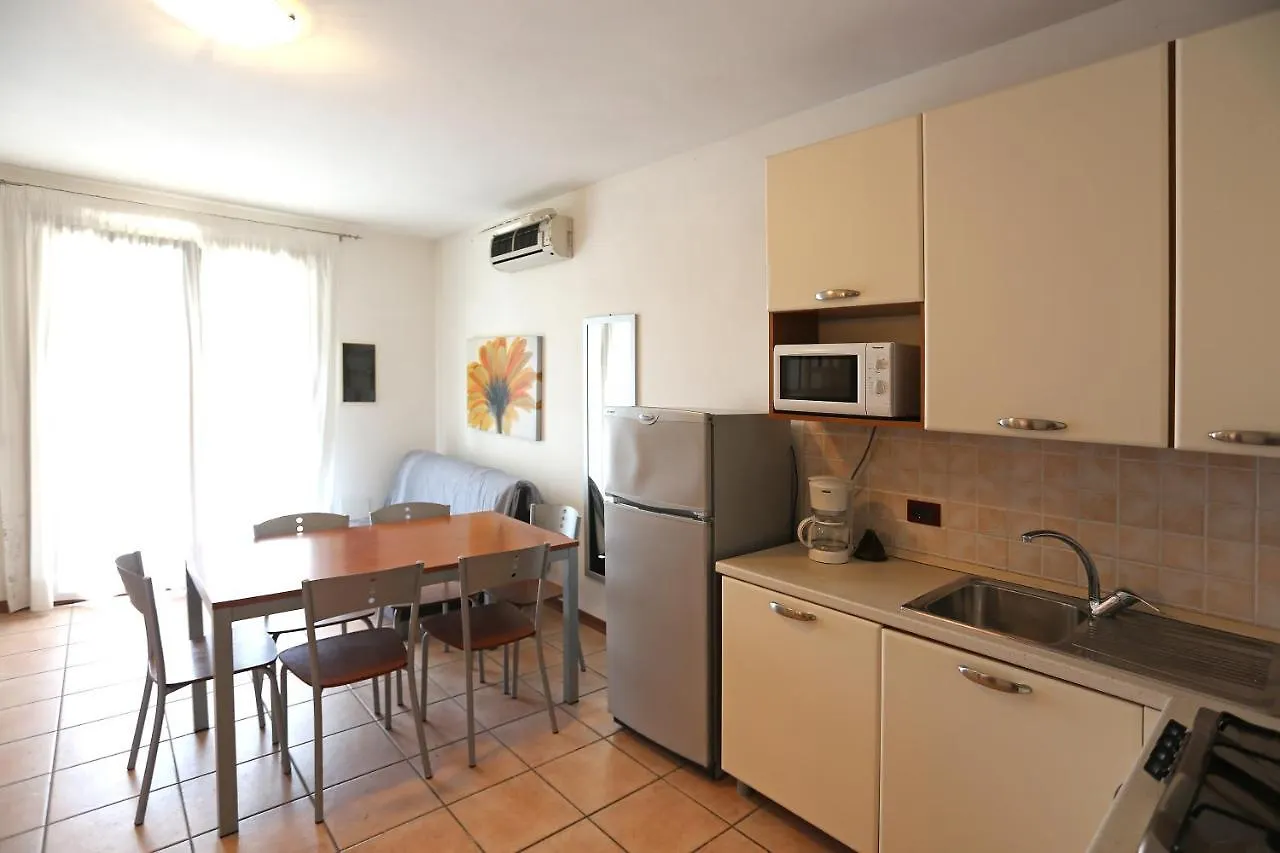 Apartment Altanea Residences Con Piscina Caorle Italien